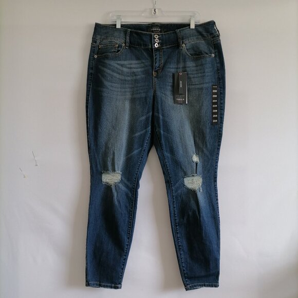 NWT Torrid Womens Denim Blue Hi Rise Distressed Button Fly Jegging Jeans Size 20 - Picture 1 of 7